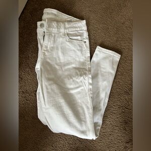 Size 4 shirt white pants